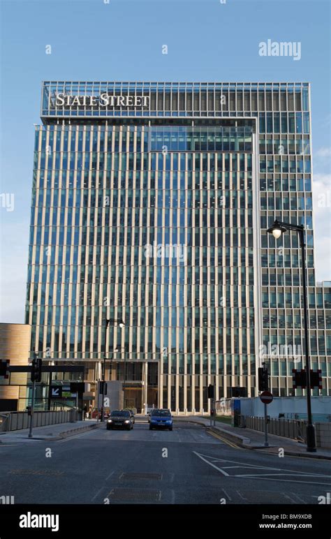 The State Street Bank office, 20 Churchill Place, in London Docklands ...