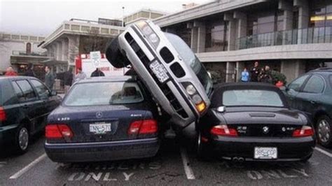 Autofile - News / Crazy parking fails