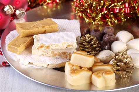 Top 15 Spanish Christmas Desserts | Christmas desserts, Spanish ...