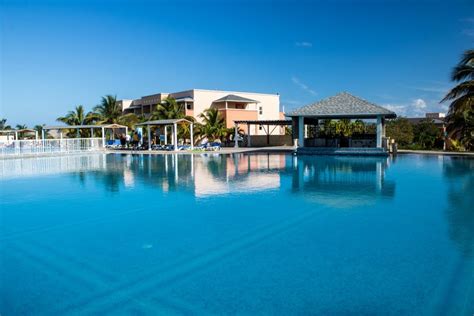 Playa Paraiso Cayo Coco Beach Resort (Great For A Budget Vacation)