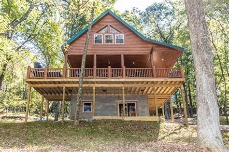 Hocking Hills Cabins & Resort