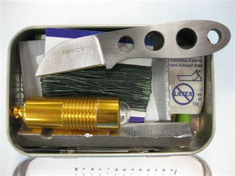 Altoid tin survival kit knife / neck knife