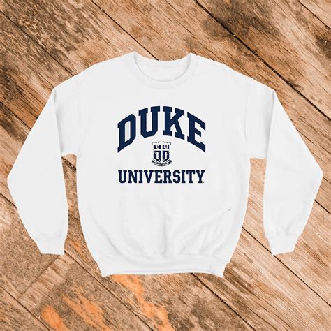 Duke University Sweatshirt | College sweatshirts hoodie, College sweatshirt outfit, Sweatshirts