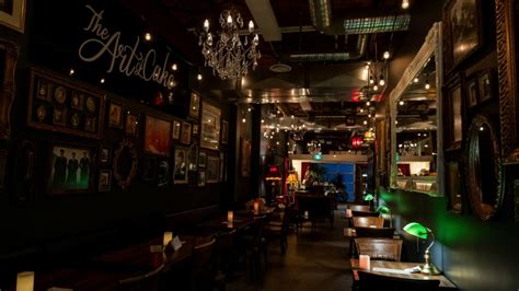 10 Best Cocktail Bars in Edmonton | Restaurants | Explore Edmonton