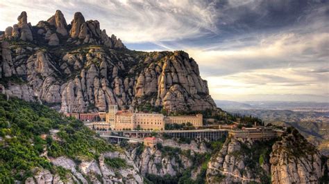 Montserrat & Penedés | BarcelonaByRoad.com