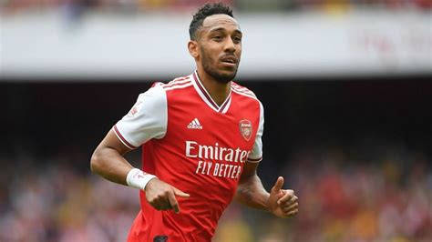 Arsenal captain Aubameyang hits out at 'b*******' claims