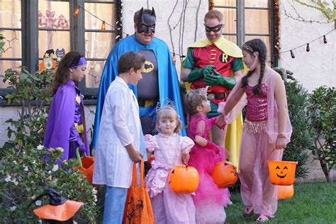 Modern Family Halloween Episode 2016 | POPSUGAR Entertainment Photo 8