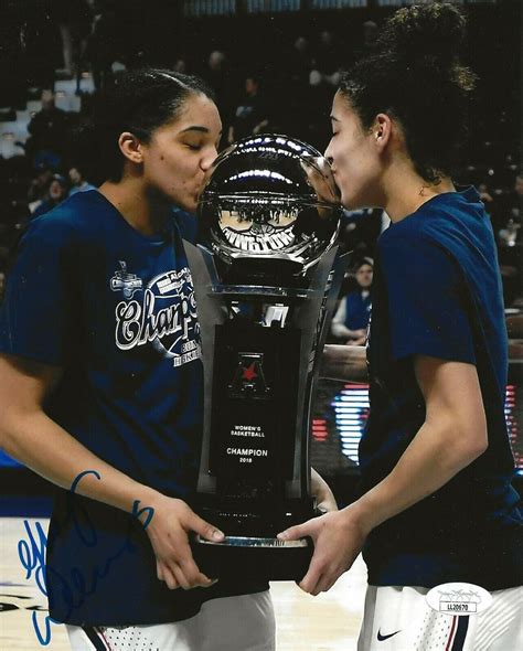 Gabby Williams Connecticut Women signed UCONN Huskies 8x10 photo Sky 5 ...