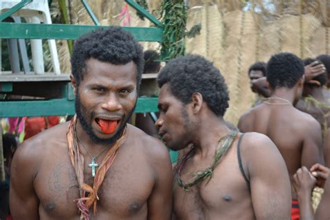 Meet the People of Papua New Guinea — Joan Jetsetter