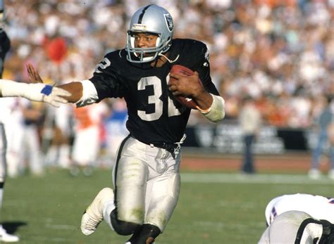 Chat Sports: Ranking The 10 Best Players In Oakland Raiders History