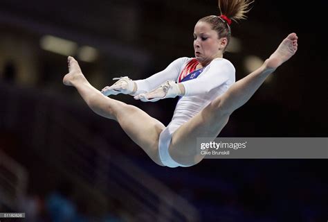 Carly Patterson (USA) | Artistic gymnastics, Olympic games, Gymnastics team