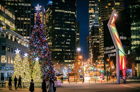 6 Places to See Christmas Lights in Vancouver