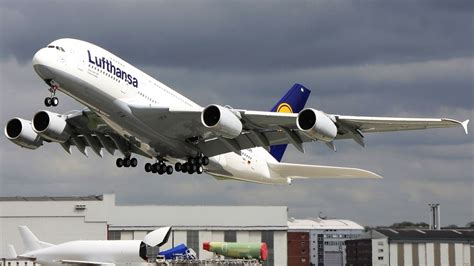 A380 Take Off Wallpaper - WallpaperSafari