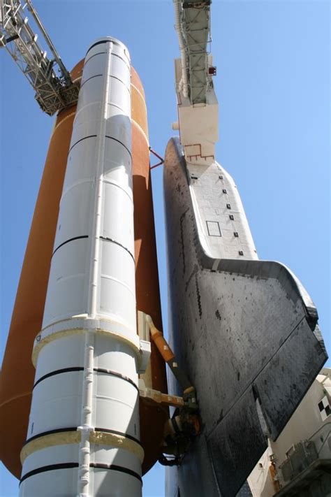 Awesome Hi Def Launch Videos from Endeavour - Universe Today