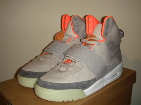 Nike Air Yeezy - Zen Grey - Light Charcoal - Detailed Photos ...