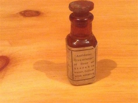 Tincture bottle | Collectors Weekly