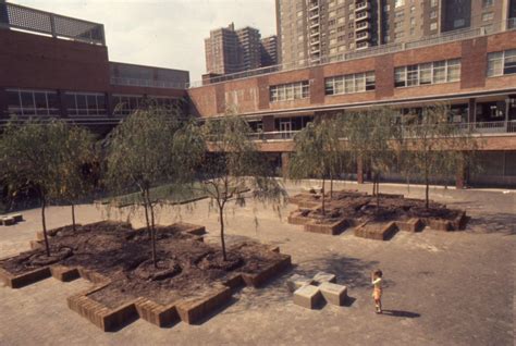 50 years at Co-op City: The history of the world’s largest co-operative housing development | 6sqft