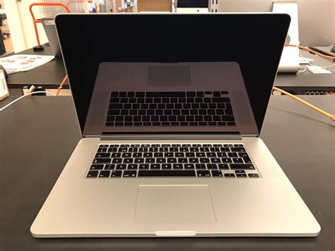 MacBook Pro Retina 15" Intel Quad-Core i7 2.5 GHz / 16 GB RAM / 512 GB SSD / Mid 2014 - mResell.se