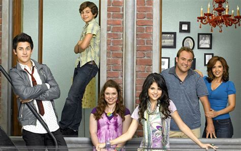 Here’s What The ‘Wizards Of Waverly Place’ Cast Looks Like Now | IBTimes