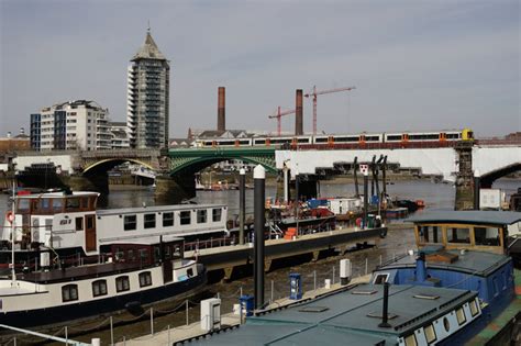 River Thames © Peter Trimming :: Geograph Britain and Ireland