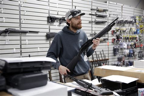 Gun shop owners face brisk sales amid questions about Oregon’s gun ...