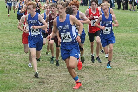 High school boys, middle school girls claim team titles / Cross country ...