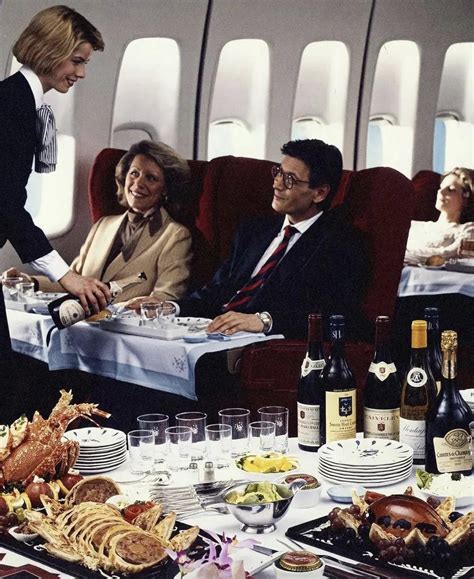 First class meal service at Air France, 1988. : r/Damnthatsinteresting