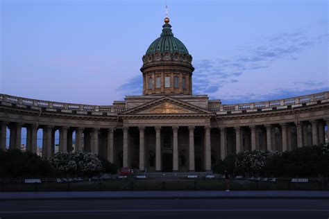 Facade of Kazan Cathedral · Free Stock Photo