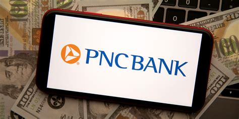 PNC Bank Reviews: Is PNC the Right Bank for You?