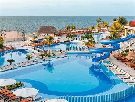 ¿Por qué Deberías Reservar en el Hotel Moon Palace Cancún?