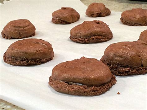 French, Chocolate Macarons – bake (+travel) with sonia