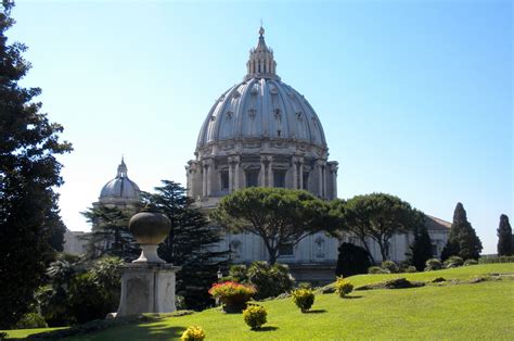 AMOROMA: Vatican Gardens