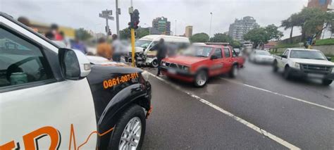 Collision at an intersection in Greyville - South Africa Today - Media