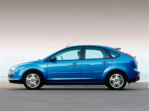 Ford Focus II Hatchback 2.0 TDCi (136 Hp)