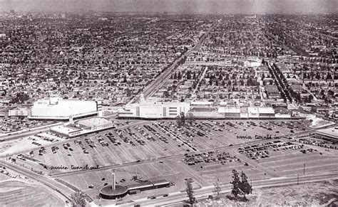 Pleasant Family Shopping: Shopping in Los Angeles - The 1950's