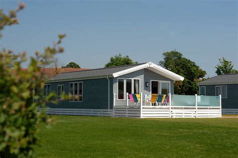 CREALY THEME PARK & RESORT - Updated 2022 Prices & Campground Reviews (Clyst St Mary, England)