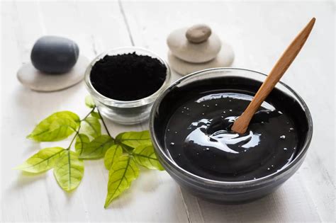 DIY Charcoal Mask For Radiant Skin (Only 4 Ingredients)