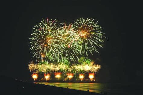 Hollywood theme for New Brighton fireworks | Otago Daily Times Online News