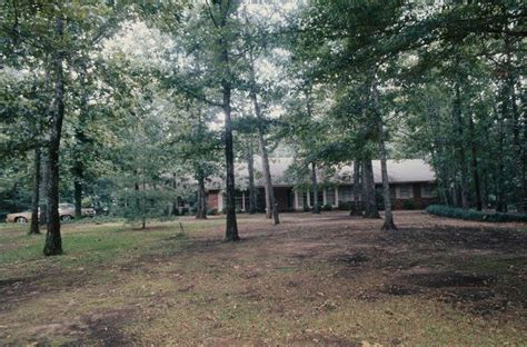 All About Jimmy & Rosalynn Carter’s Modest Georgia Home, Where They’ve Lived for 60 Years and ...