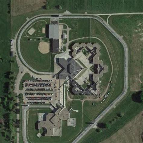 Lincoln Correctional Center in Lincoln, NE (Google Maps)