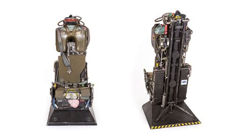 MCDONNELL F4 PHANTOM II EJECTION SEAT | Muted.