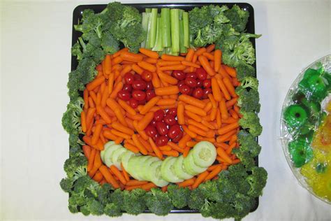 My veggie tray! | Halloween veggie tray, Halloween potluck, Halloween treats for kids