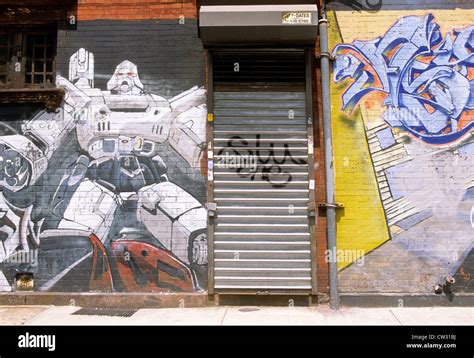 New York East Spanish Harlem Graffiti Wall Painting in the Barrio USA Stock Photo - Alamy