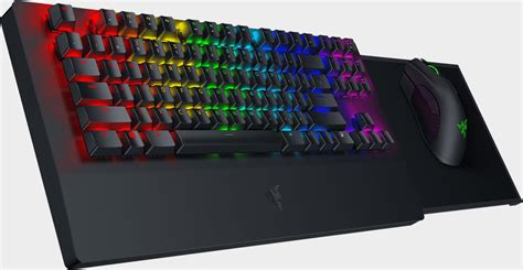 Razer launches a $249 wireless keyboard and mouse combo for Xbox One ...