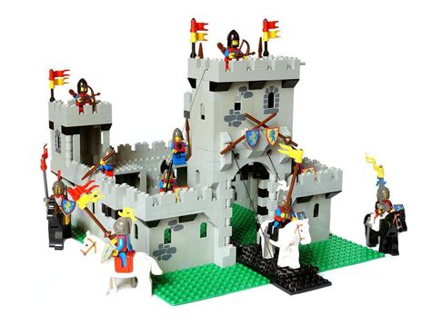 LEGO 6080 Lion Knights King's Castle | BrickEconomy