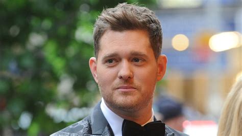 Michael Bublé Talks About Son's Cancer Battle in Emotional Interview