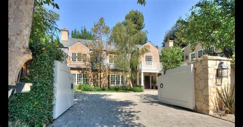 Adele buys Beverly Hills home — take a tour inside