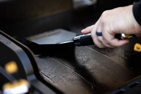 How to Clean a Griddle | HALO Products Group