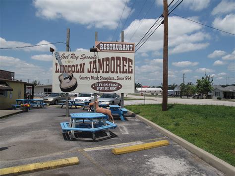 Outside Lincoln Jamboree | Lincoln Jamboree. Hodgenville, Ke… | Flickr