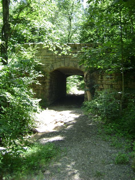 Dr. Edmund A. Babler Memorial State Park Trails | Missouri State Parks